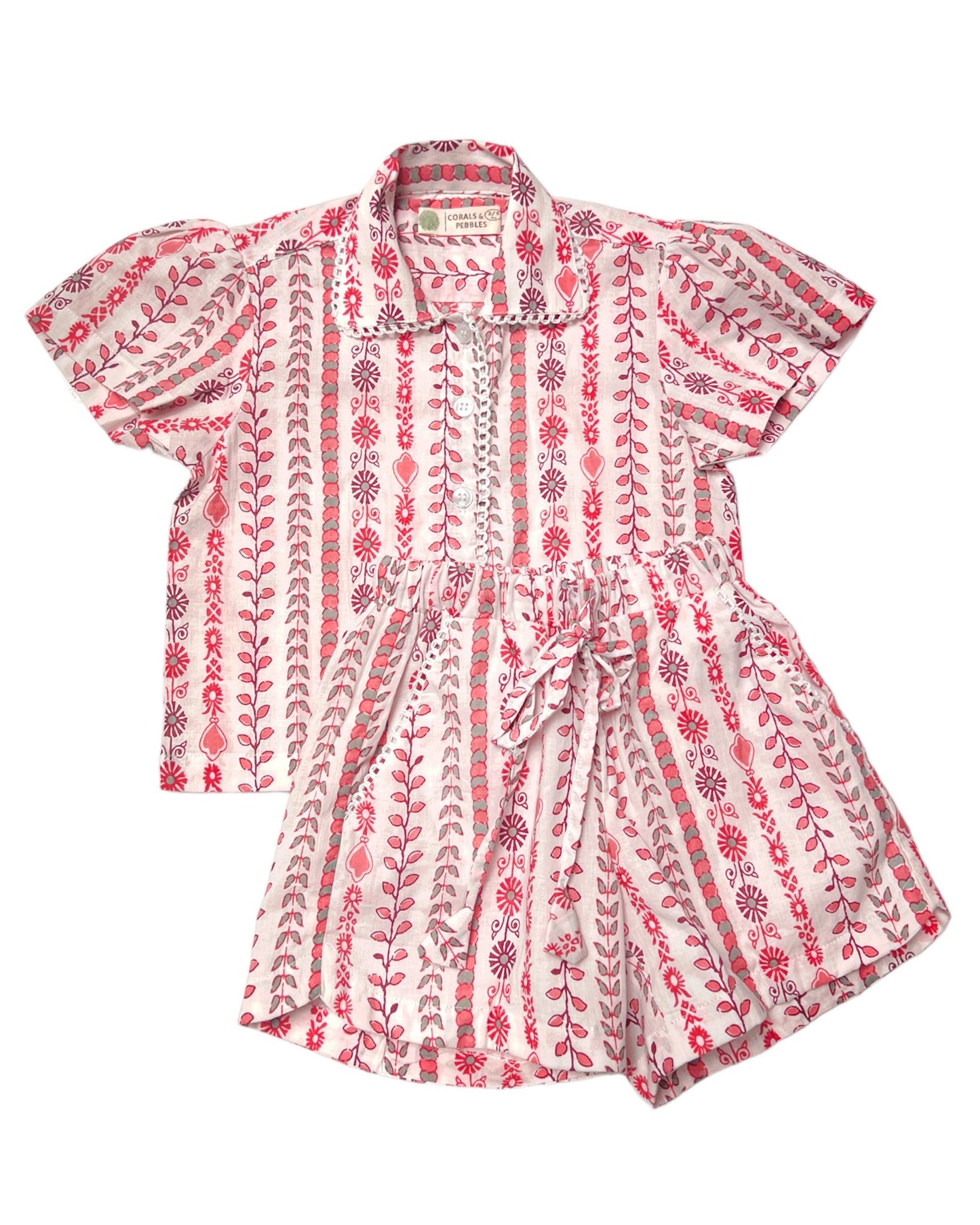 Classically White Girls Coord Set: Timeless Elegance Meets Everyday Comfort!